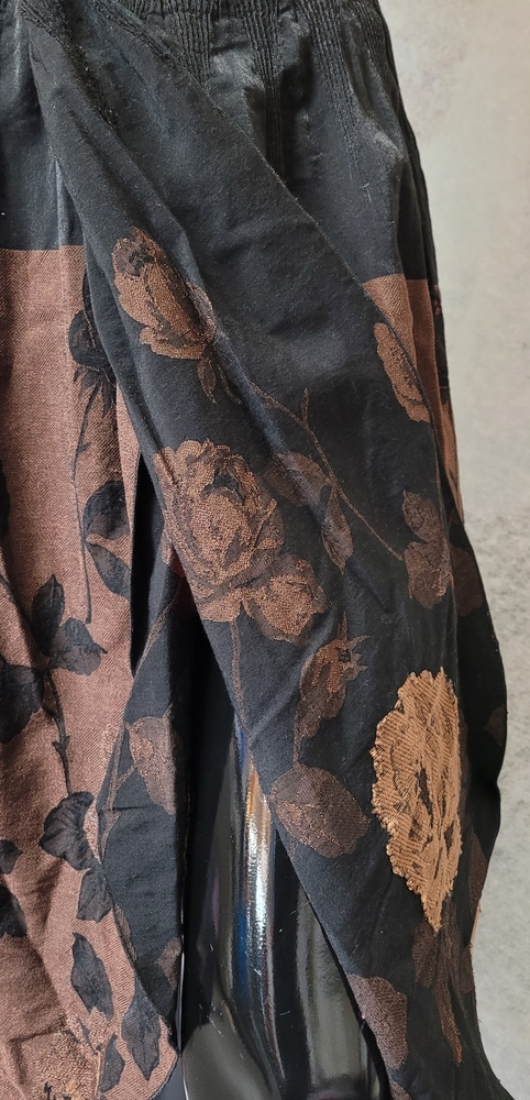 Dress - Picture 9 of 10